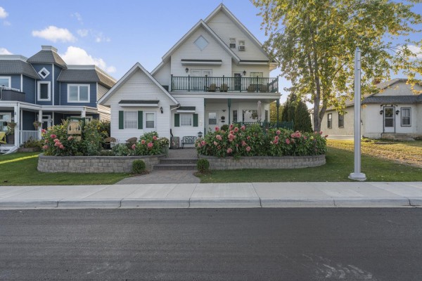 607 Lakeshore Drive, Cold Lake, AB T9M1B1 Photo 5