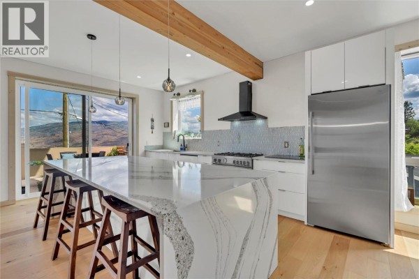 Living room - 6074 Jackson Crescent Lot# 4, Peachland, BC V0H1X4 Photo 5