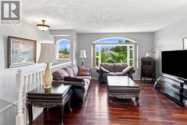 6075 Brickyard Rd, Nanaimo, BC, photo 3
