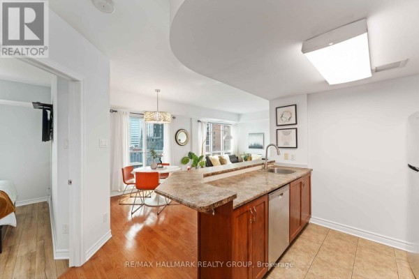 608 - 200 Rideau Street, Ottawa, ON K1N5Y1 Photo 5