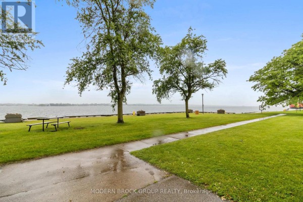 608 - 235 Water Street, Prescott, ON K0E1T0 Photo 4