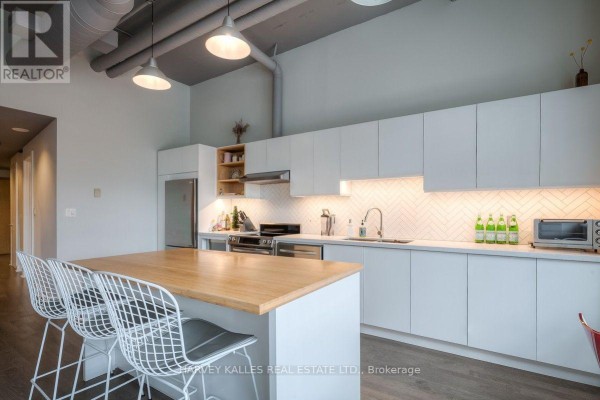 608 - 700 King Street W, Toronto
