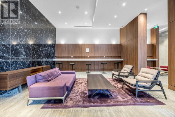 Living room - 608 - 90 Queens Wharf Road, Toronto, ON M5V0E6 Photo 3