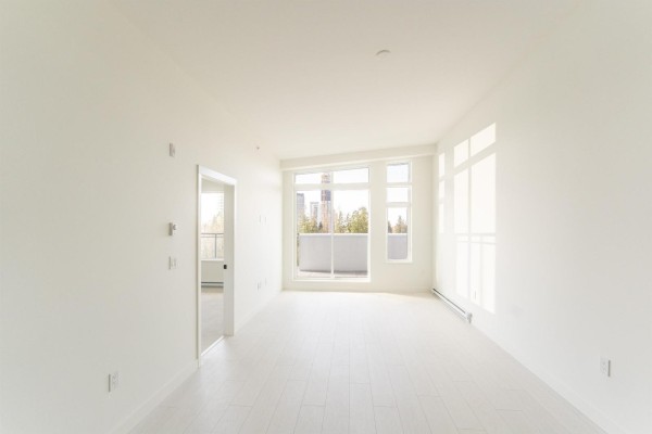 608 10488 138a Street, Surrey, BC V3T0W4 Photo 5