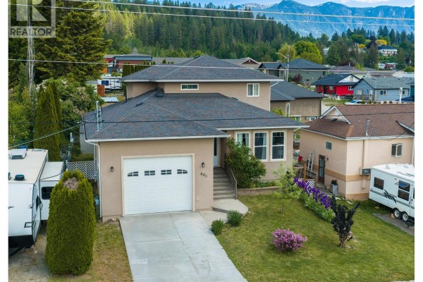608 16th  N Avenue, Creston, BC, photo 2