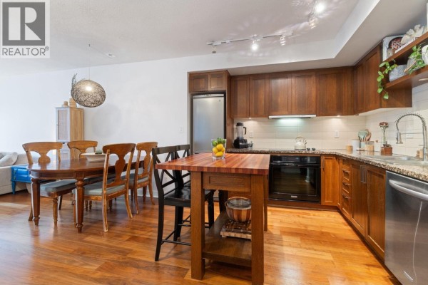 608 2228 W Broadway, Vancouver, BC V6K0B1 Photo 5