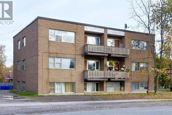 608-618 Lorne Avenue, North Bay, ON P1B6X2 Photo 4