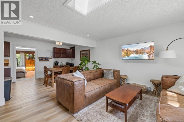 Entrance - 608 Brookeside Pl, Nanaimo, BC V9R5T8 Photo 5