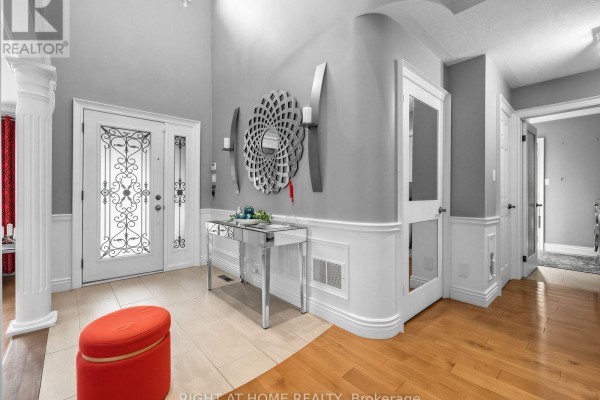 Dining room - 608 Highvalley Road, Hamilton, ON L9G3X3 Photo 5