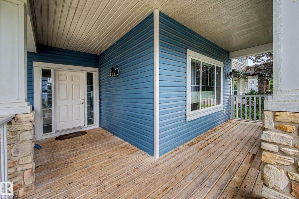 Primary Bedroom - 608 Mcdonough Li Nw, Edmonton, AB T5Y0M8 Photo 5