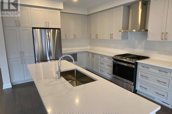 Mud room - 608 Moonflower Crescent, Ottawa, ON K1T0X8 Photo 5