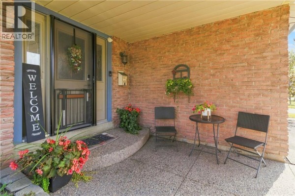 Recreation room - 608 Woodward Avenue, Milton, ON L9T3B8 Photo 4