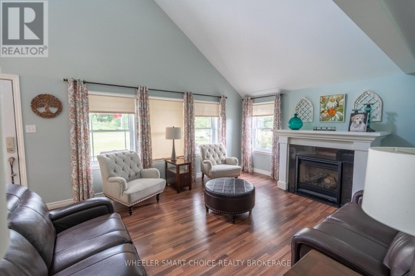 Living room - 6086 Cashion Road, South Glengarry, ON K0C2J0 Photo 4