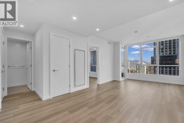 6087 Wilson Avenue, Burnaby, BC V5H0M1 Photo 5