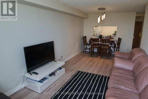 609 - 1700 Eglinton Avenue E, Toronto, ON, photo 3