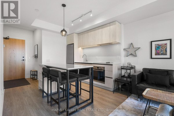Kitchen - 609 - 2495 Eglinton Avenue W, Mississauga, ON L5M5A9 Photo 2