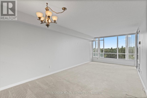 609 - 26 Hanover Road, Brampton, ON L6S4T2 Photo 2