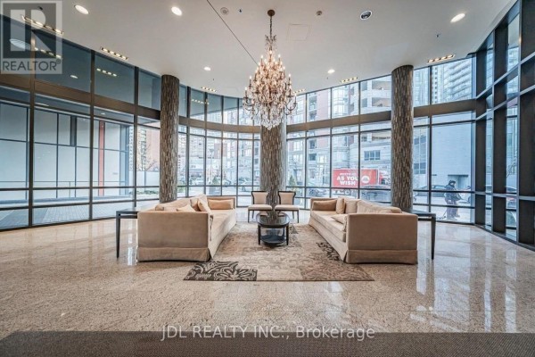 609 - 825 Church Street, Toronto, ON M4W3Z4 Photo 2