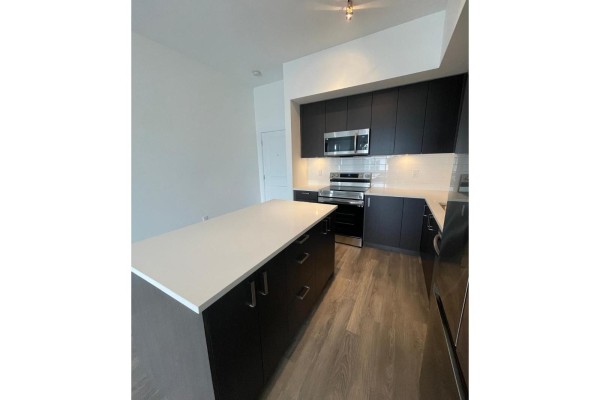 609 15815 85 Avenue, Surrey, BC, photo 2
