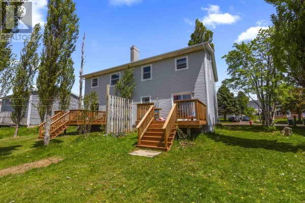 609-611 Queen Street, Charlottetown, PE, photo 3