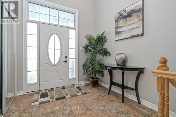 609 Dundonald Drive, Ottawa, ON, photo 3
