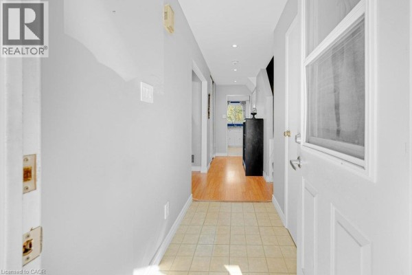 Recreation room - 609 Roseheath Drive, Milton, ON L9T4X2 Photo 4