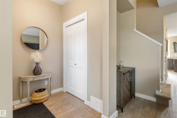 Primary Bedroom - 6090 Rosenthal Wy Nw, Edmonton, AB T5T7C9 Photo 4