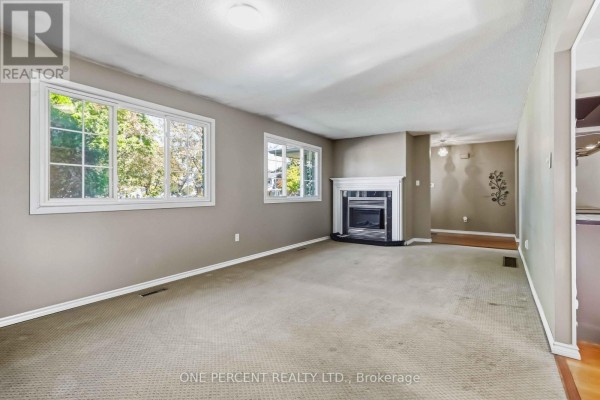 Primary Bedroom - 6099 Starfield Crescent, Mississauga, ON L5N1X2 Photo 5