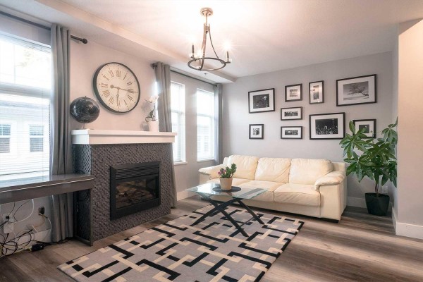 61 15833 26 Avenue, Surrey, BC V3Z2X5 Photo 3