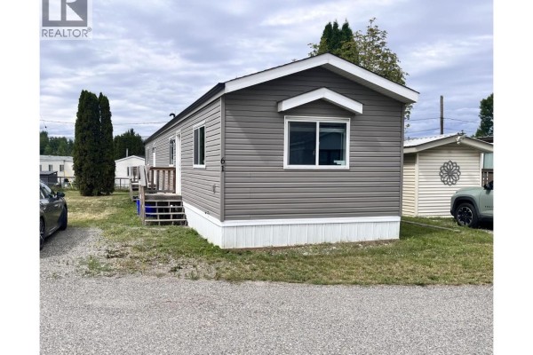61 634 Elm Street, Quesnel, BC, photo 2