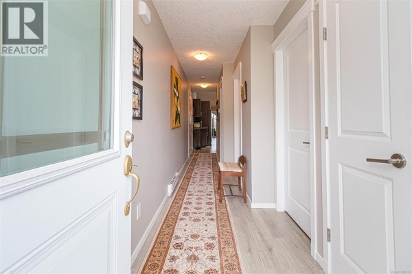 Bathroom - 61 7586 Tetayut Rd, Central Saanich, BC V8M0B4 Photo 3