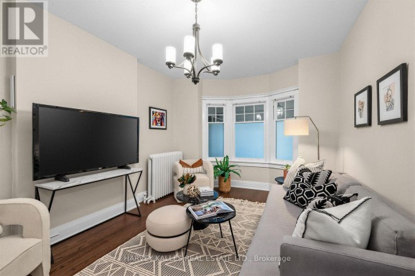 Bedroom 2 - 61 Appleton Avenue, Toronto, ON M6E3A4 Photo 4