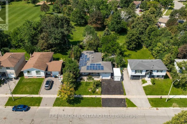 61 Bernick Drive, Barrie, ON, photo 2