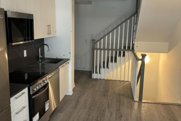 61 Blkb - 861 Sheppard Avenue W, Toronto, ON, photo 3