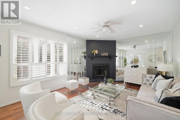 Family room - 61 Bluenose Crescent, Toronto, ON M1C4S2 Photo 5