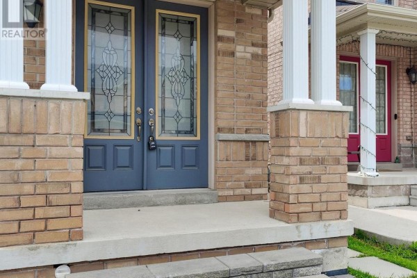 61 Campwood Crescent, Brampton, ON, photo 3