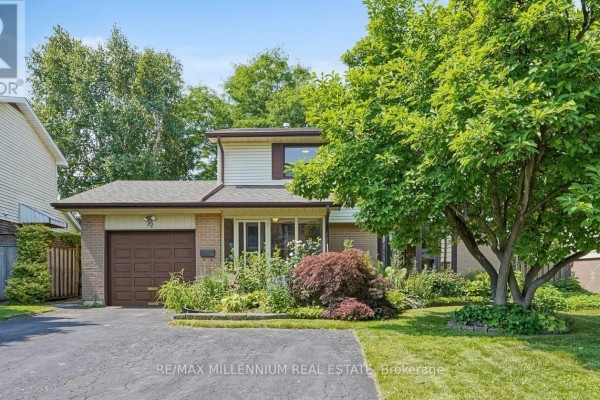 61 Centre Street S, Brampton, ON L6W2X7 Photo 2