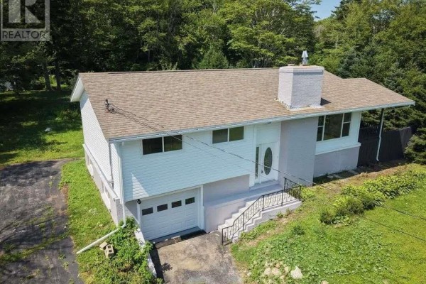 61 Chalamont Drive, Hammonds Plains, NS, photo 3