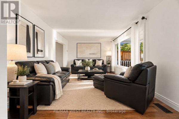 61 Chelwood Road, Toronto, ON M1K2K5 Photo 4