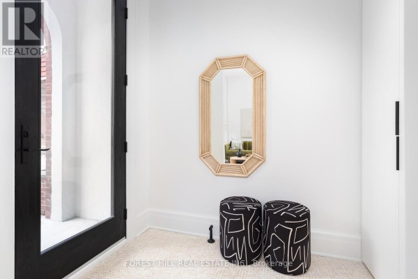 61 Foxley Street, Toronto, ON, photo 2