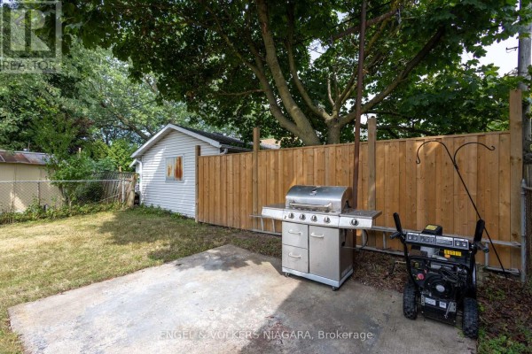 61 Hamilton Street, St  Catharines, ON, photo 2