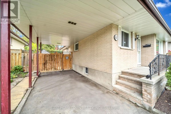 Bedroom 3 - 61 Keewatin Street S, Oshawa, ON L1H6Z2 Photo 5