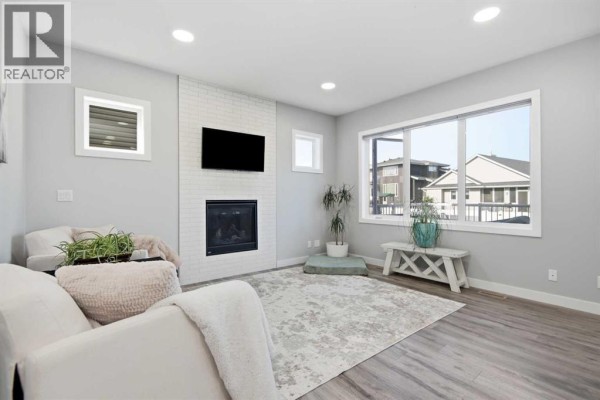 Kitchen - 61 Lindman Avenue, Red Deer, AB T4R0S7 Photo 4
