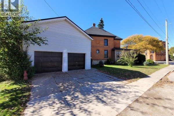 Storage - 61 London Road, Thamesville, ON N0P2K0 Photo 3
