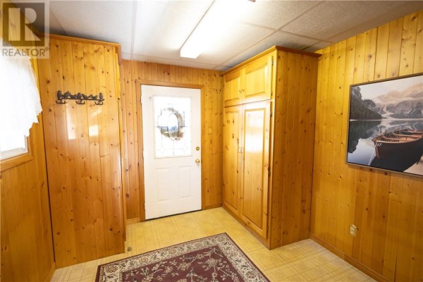 Enclosed porch - 61 Lorne Street, Cartier, ON P0M1J0 Photo 5