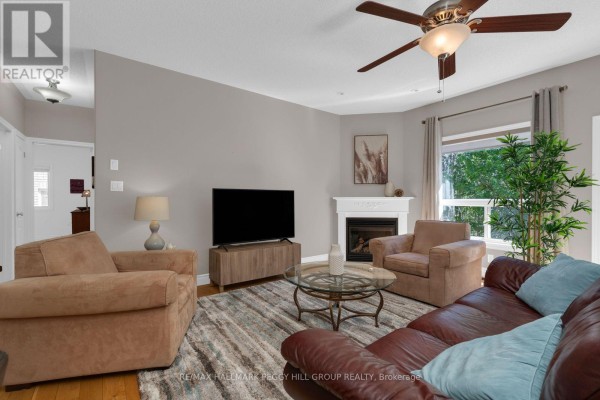 61 Maclaren Avenue, Barrie, ON, photo 3