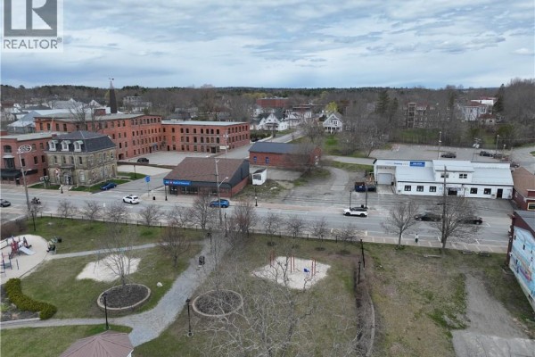 61 Milltown Boulevard, St  Stephen, NB, photo 3