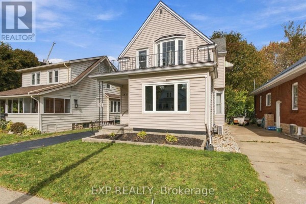 Bedroom 5 - 61 Princess Street, Fort Erie, ON L2A1V8 Photo 2