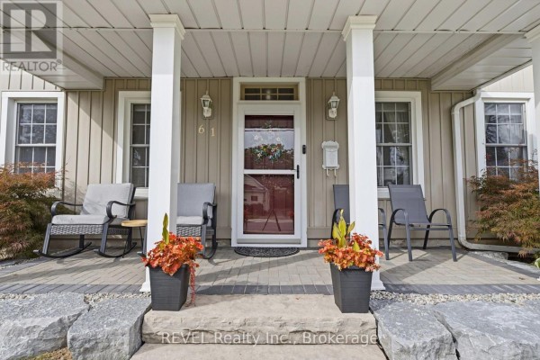 61 Queen Street N, Thorold, ON L2V2R2 Photo 3