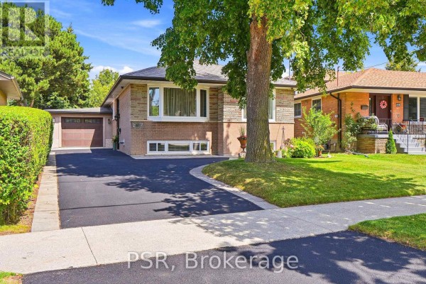 61 Robinglade Drive, Toronto, ON, photo 2